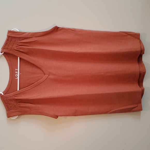 LOFT Tops - Loft Top Sz Small Brownish/Rust Color NWT